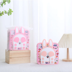 Голяма розова текстилна сензорна книжка 