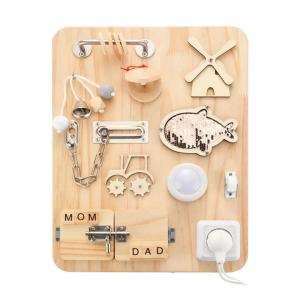 Дървена монтесори дъска с активности Busy Board 