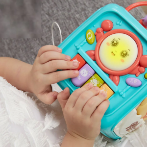 Бебешко занимателно кубче